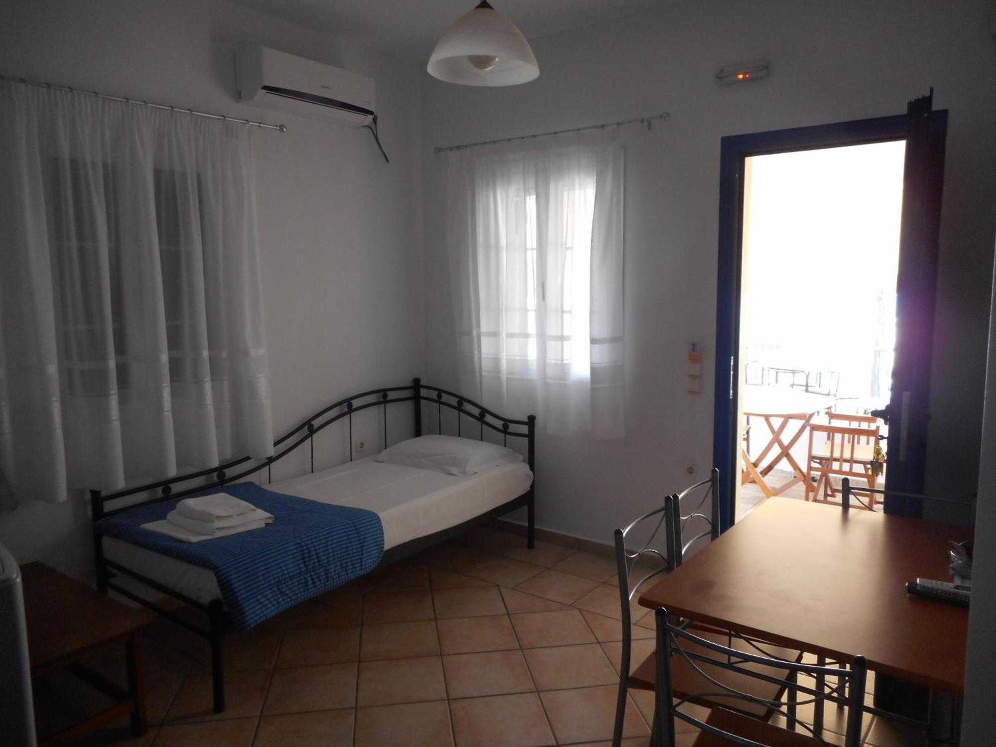 Pantonia Apartments Agia Pelagia  ภายนอก รูปภาพ