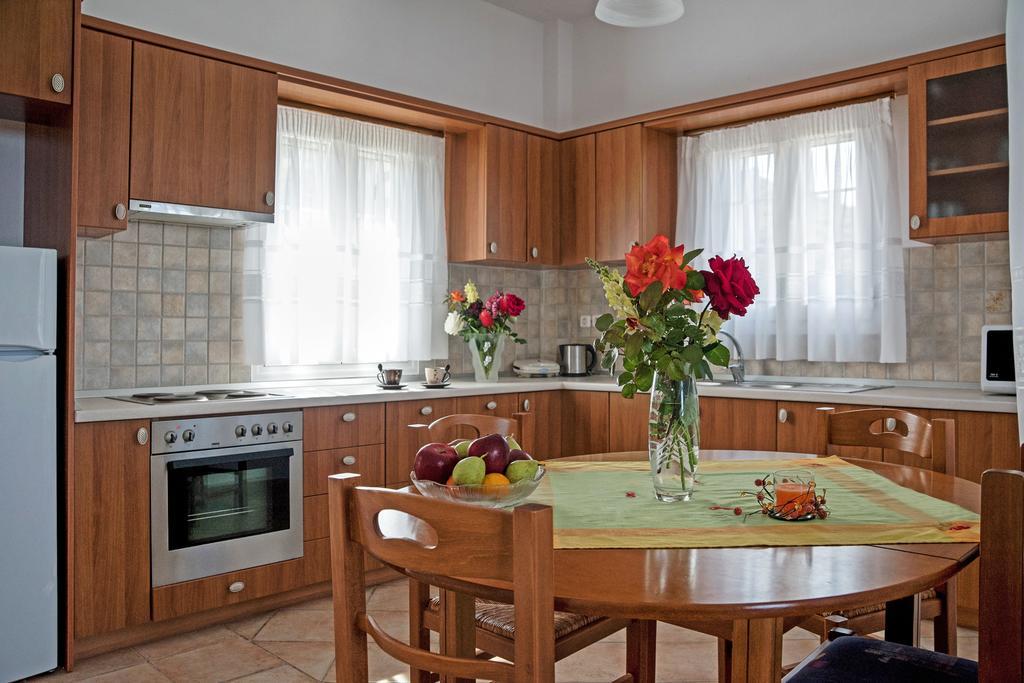 Pantonia Apartments Agia Pelagia  ภายนอก รูปภาพ