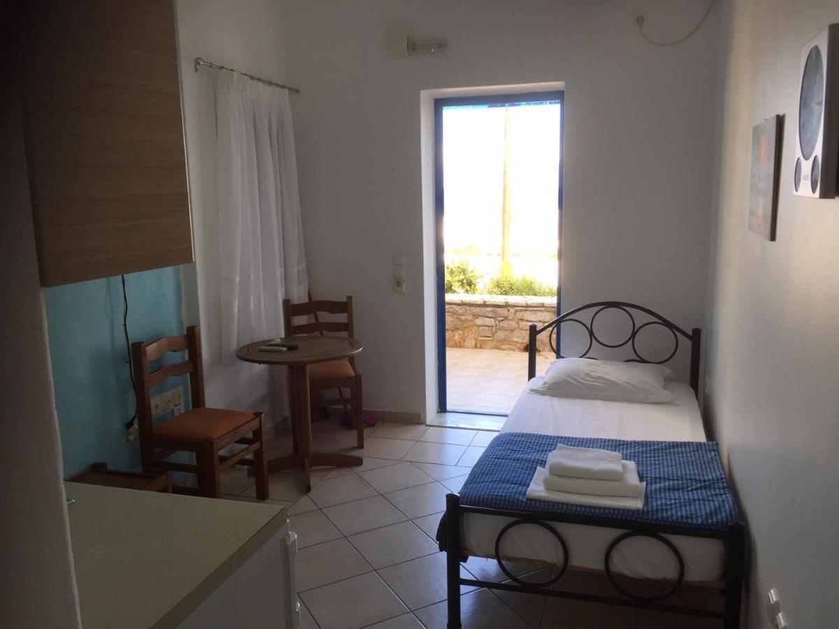 Pantonia Apartments Agia Pelagia  ภายนอก รูปภาพ